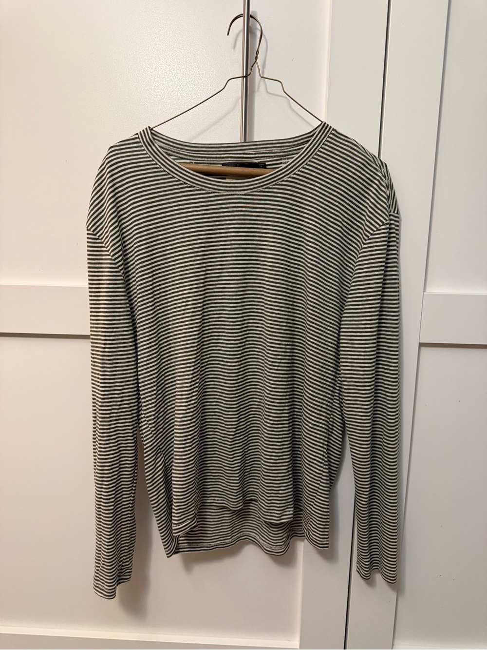 Prana Long Sleeve Tee in Black & White Women’s Small